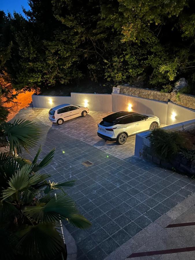 Apartments Kiki โอปาติยา ภายนอก รูปภาพ